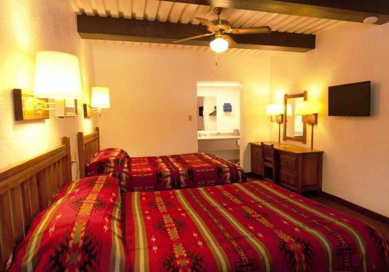 Thunderbird Lodge Chinle Εξωτερικό φωτογραφία