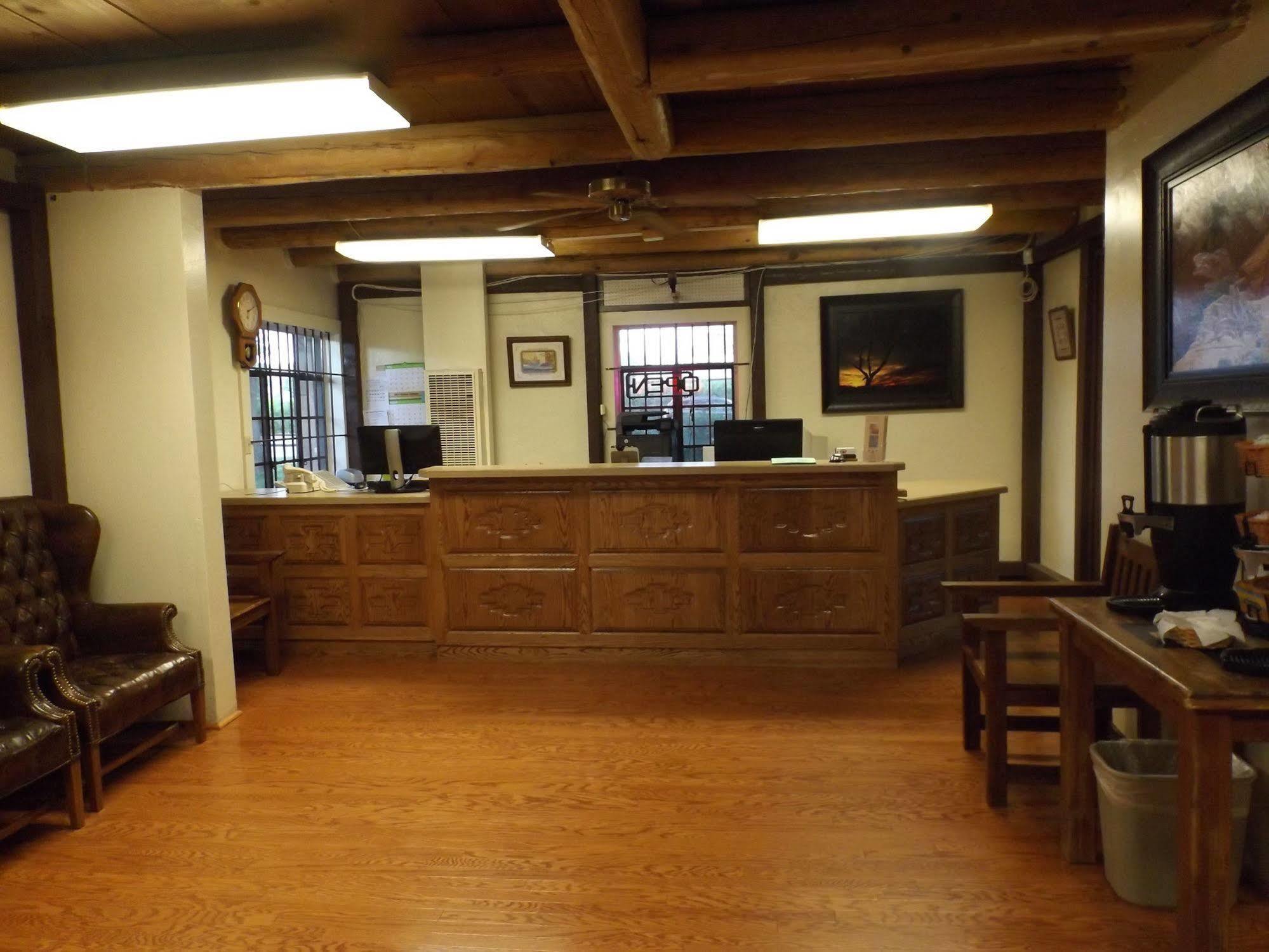 Thunderbird Lodge Chinle Εξωτερικό φωτογραφία
