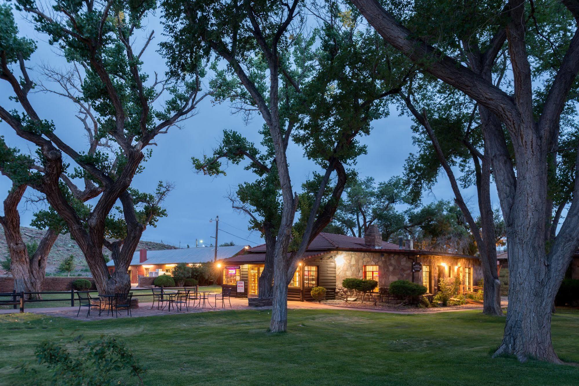 Thunderbird Lodge Chinle Εξωτερικό φωτογραφία