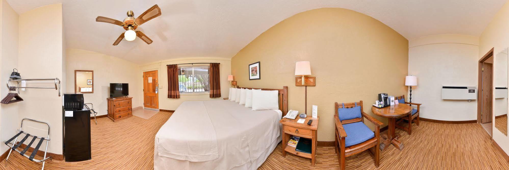 Thunderbird Lodge Chinle Εξωτερικό φωτογραφία